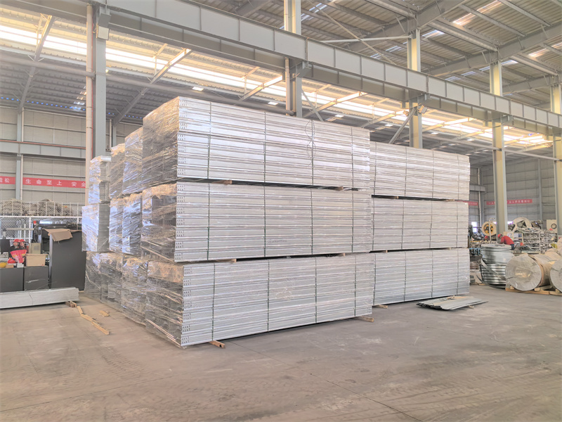 大跨距电缆桥架